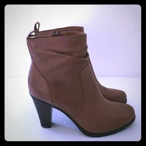 Sofft Toby Ankle Boots Leather Booties 8